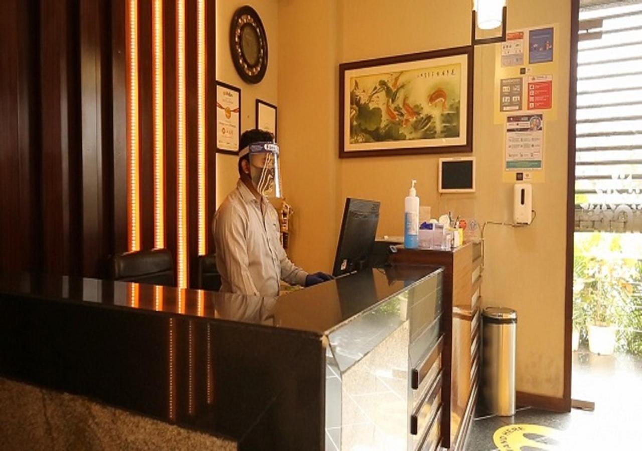 Mango Hotels Tune Ahmedabad Exterior foto